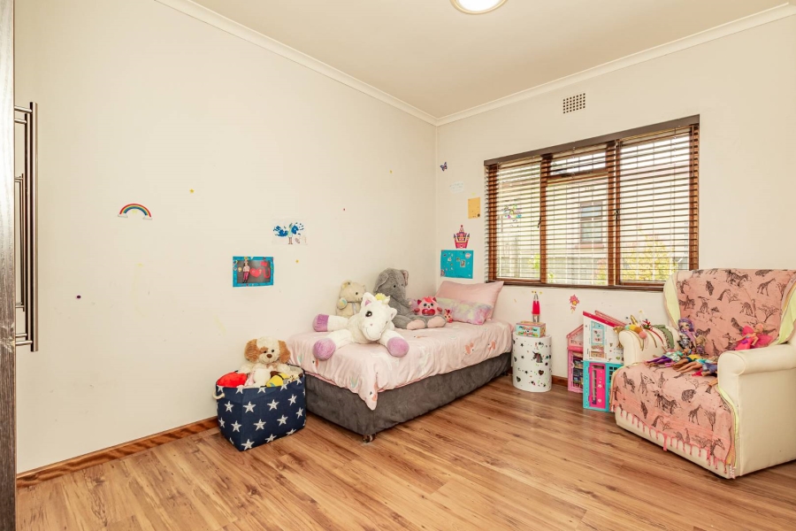 To Let 3 Bedroom Property for Rent in Claremont Western Cape